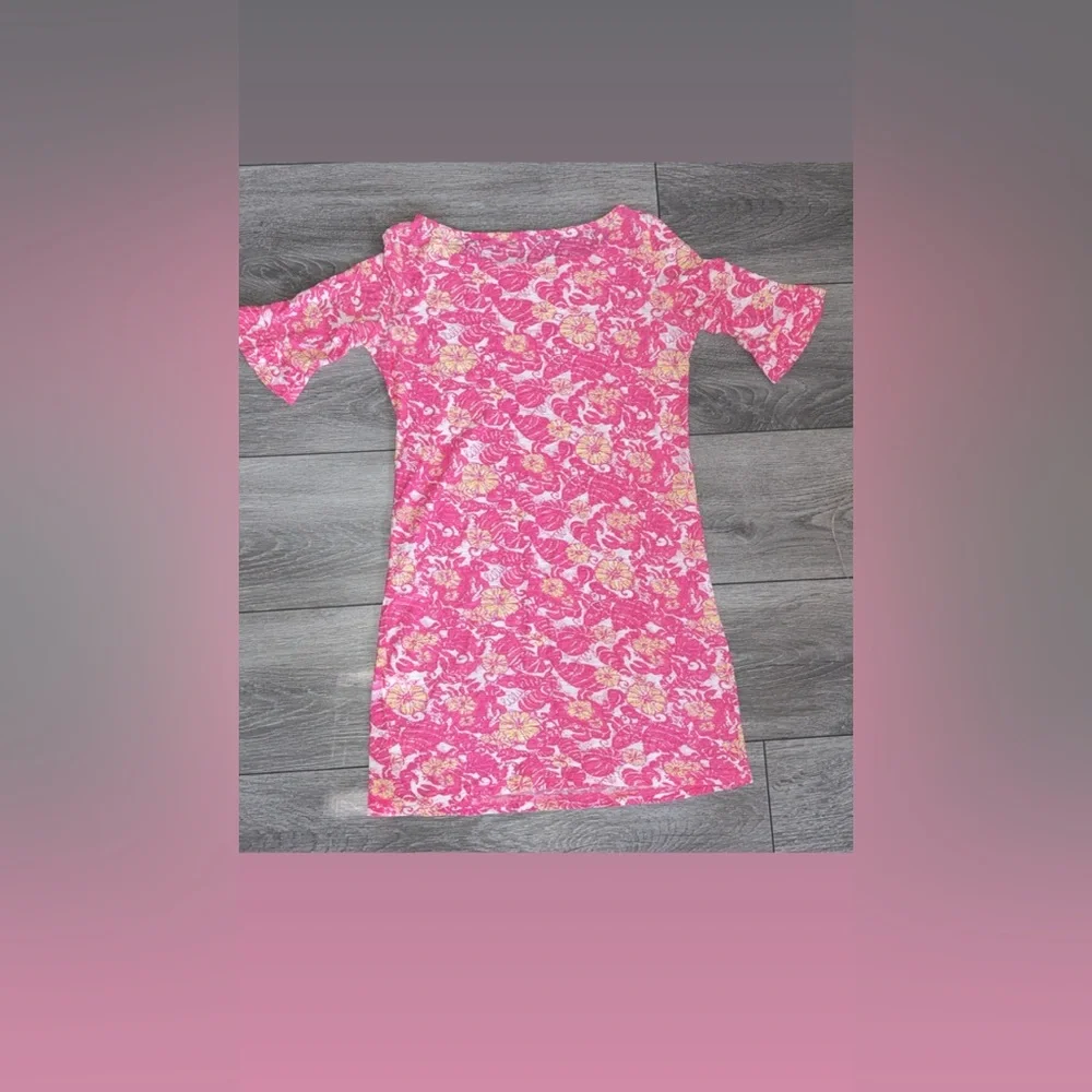 Lilly Pulitzer Dress Size XS Pink Floral Midi Lightweight Beautiful Comfy EUC - Picture 2 of 6